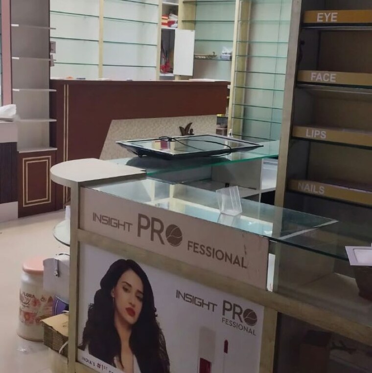 Kitchen, parag-reserve-chs Commercial Showroom 2300 Sq.Ft. In Roshan Nagar Mumbai 10576763