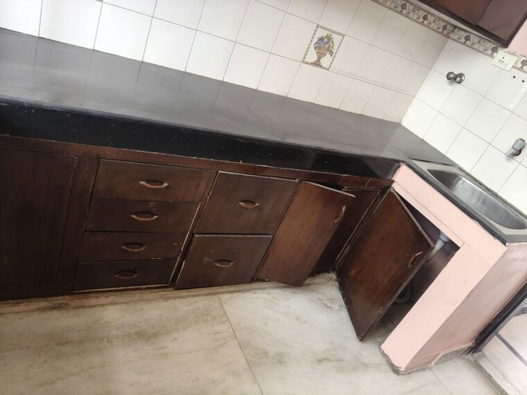 Kitchen, sector 9 2 Bedroom 1450 Sq.Ft. Builder Floor In Sector 9 Gurgaon 10576868