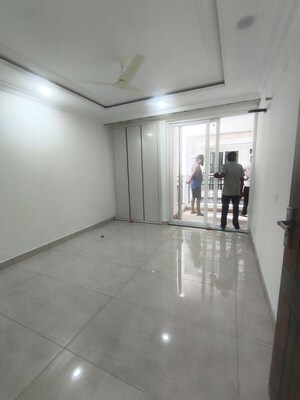 Kitchen in 3 BHK Apartment at Ghazipur – for Rent