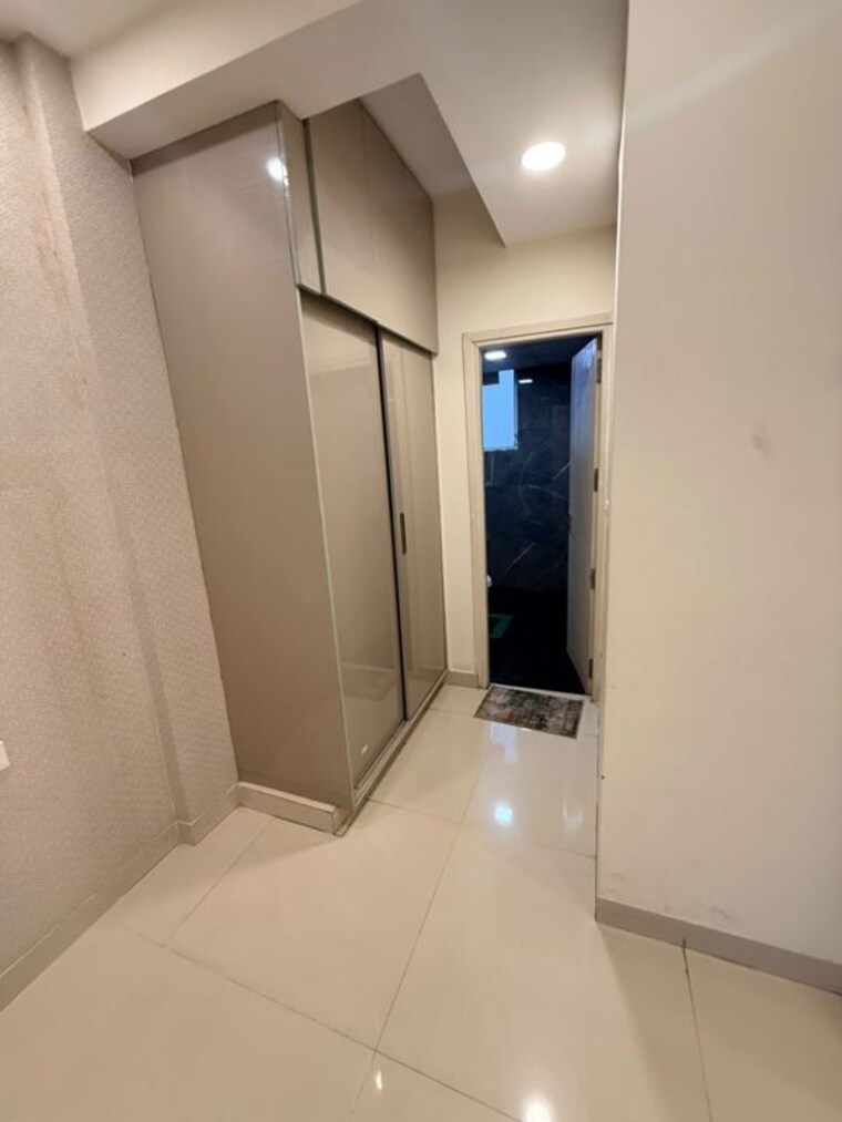 undefined, skyline-park 3 Bedroom 1800 Sq.Ft. Apartment In Vip Road Zirakpur 10576873