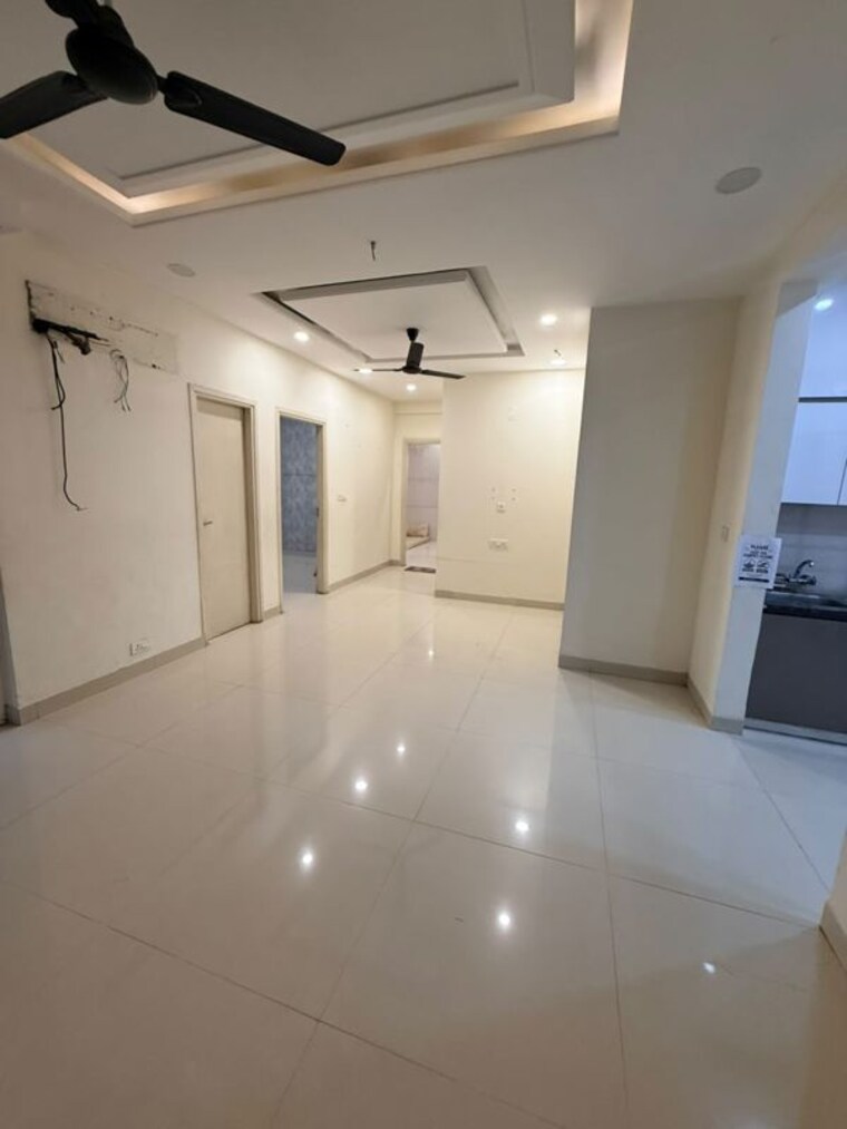 Kitchen, skyline-park 3 Bedroom 1800 Sq.Ft. Apartment In Vip Road Zirakpur 10576873