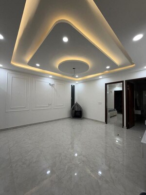 Room in 3 BHK Apartment at Allwin El Spazia, Sanauli – for Rent