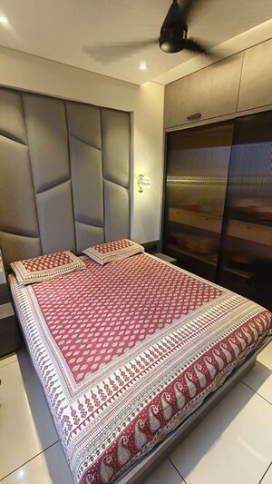 Bedroom in 3 BHK Apartment at Naranpura – for Rent