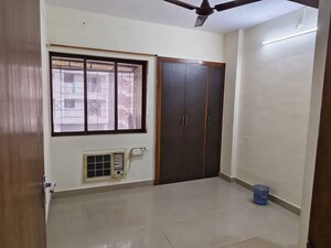 Room in 2 BHK Apartment at Runwal Regency, Majiwada – for Rent