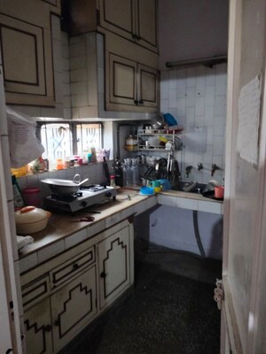 Kitchen in 2.5 BHK Apartment at Mayur Vihar – for Rent