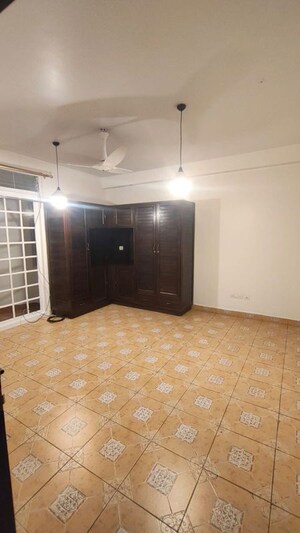 Kitchen in 4 BHK Apartment at Aqua Forte, Halasuru – for Rent