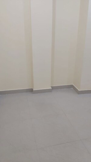 Room in 2.5 BHK Builder Floor at Mayur Vihar – for Rent