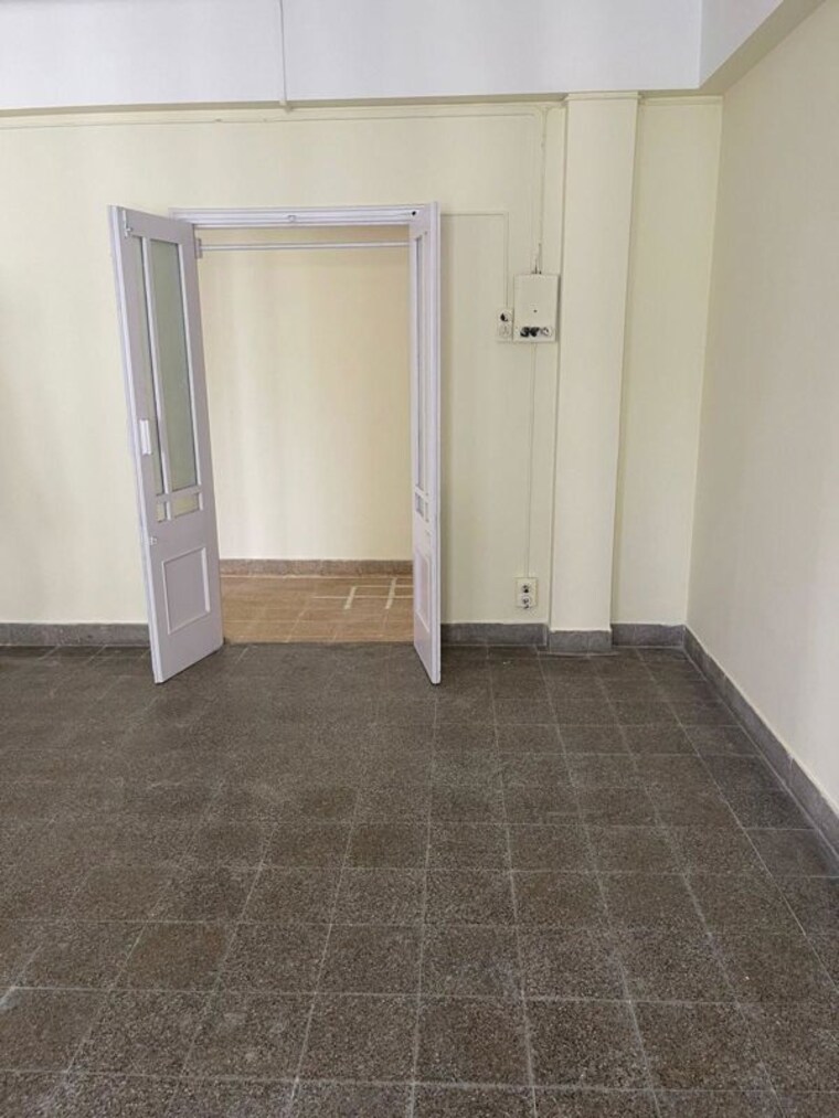 Room, marine drive 2 Bedroom 1600 Sq.Ft. Apartment In Marine Drive Mumbai 10576927