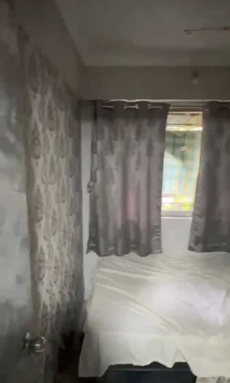 Bedroom, kanakia-sra-chs 1 Bedroom 300 Sq.Ft. Apartment In Andheri East Mumbai 10576944