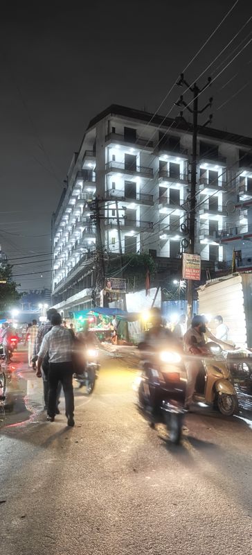 2 BHK + Prayer Room 1000 Sq.Ft. Apartment in Pratap Vihar GDA Flats
