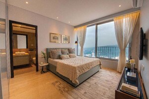 Bedroom in 6 BHK Apartment at Oberoi Sky City, Borivali East – for Sale