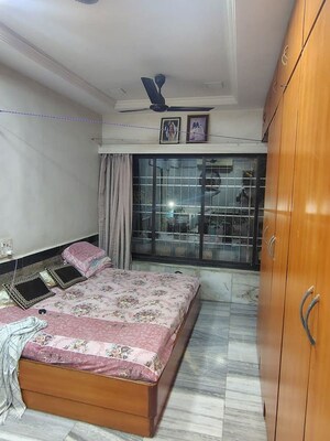 Bedroom in 3 BHK Apartment at Nilam Apartment Santacruz, Santacruz West – for Rent