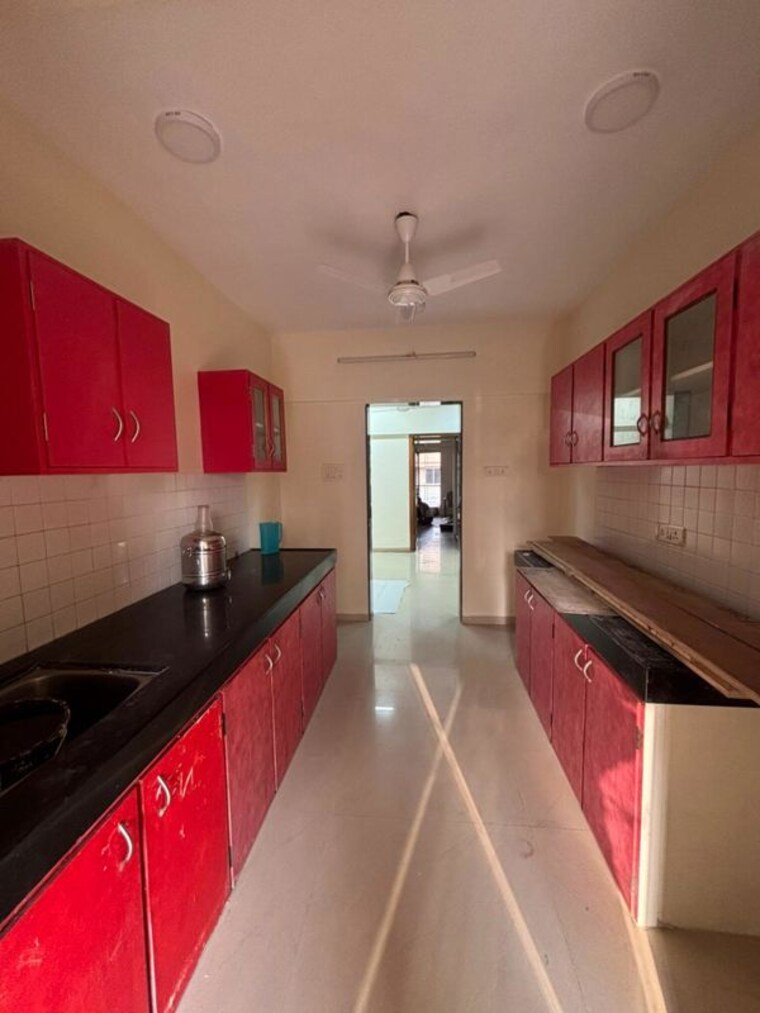 Kitchen, transcon-flora-heights 3 Bedroom 1500 Sq.Ft. Apartment In Andheri West Mumbai 10576969