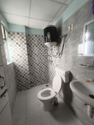 Bathroom in 2 BHK Apartment at Ghazipur – for Rent