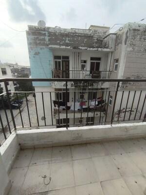 Balcony in 2 BHK Apartment at Ghazipur – for Rent