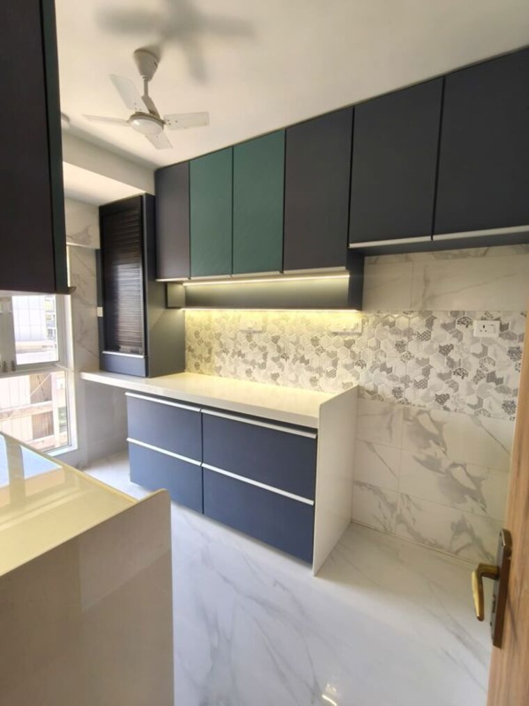 Kitchen, windsor-grande-residences 6 Bedroom 5500 Sq.Ft. Apartment In Andheri West Mumbai 10576977