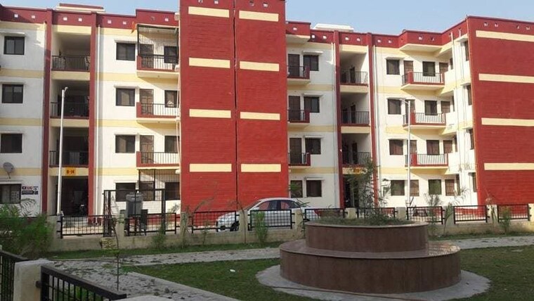 Exterior View, up-basera-1-awadh-vihar-yojna 1 Bedroom 402 Sq.Ft. Apartment In Vrindavan Yojna Lucknow 10576995