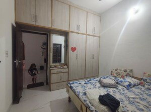 Bedroom in 2 BHK Apartment at Ghazipur – for Rent