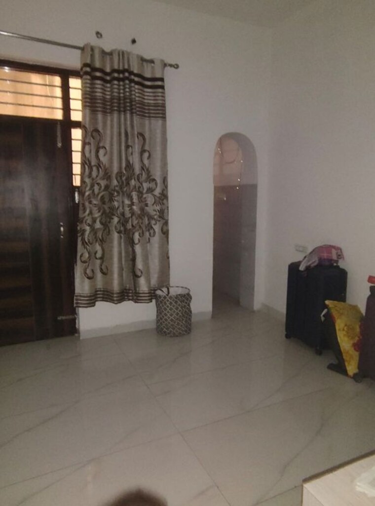 Living Room, ghazipur 2 Bedroom 800 Sq.Ft. Apartment In Ghazipur Zirakpur 10577001
