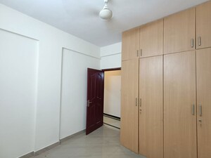 Room in 2 BHK Apartment at Richmond Towers, Richmond Town – for Rent