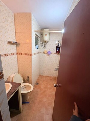 Bathroom in 2 BHK Apartment at Sreenidhi Apartment Richmond Town, Richmond Town – for Rent