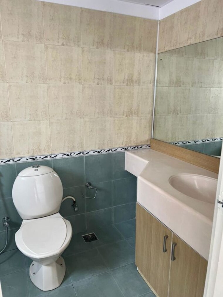 Bathroom, prestige-st-johns-woods 3 Bedroom 1744 Sq.Ft. Apartment In Koramangala Bangalore 10527777