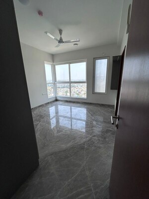 Room in 3.5 BHK Apartment at Prestige Fairfield, Rmv 2nd Stage – for Rent