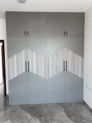 Bathroom in 3.5 BHK Apartment at Prestige Fairfield, Rmv 2nd Stage – for Rent