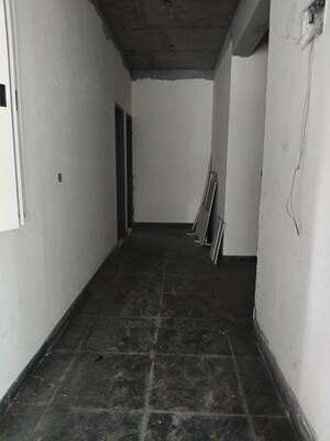 Building Lobby in  Office Space at Embassy Icon, Infantry Road – for Rent