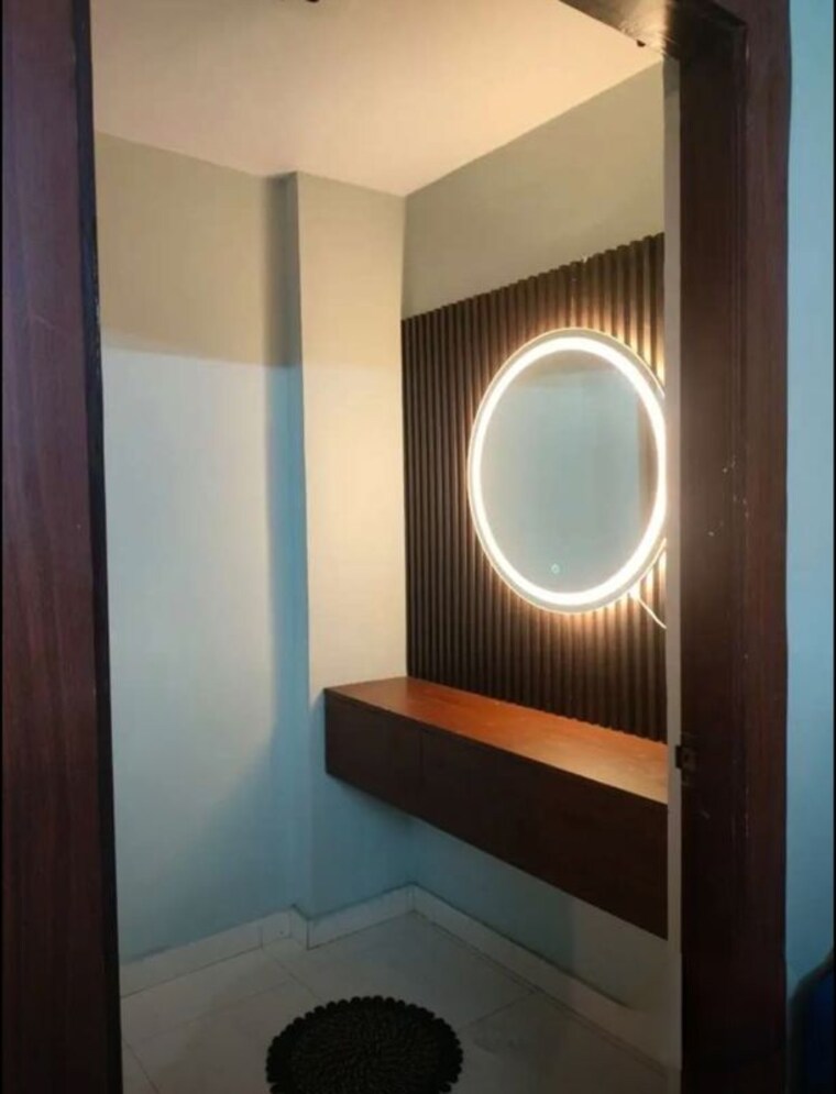 Bathroom, gomti nagar 3 Bedroom 1726 Sq.Ft. Apartment In Gomti Nagar Lucknow 10577029