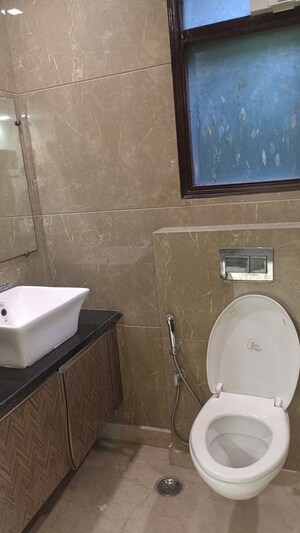 Bathroom in 3 BHK Builder Floor at New Rajinder Nagar – for Rent