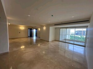 Room in 4 BHK Apartment at Prestige White Meadows, Whitefield – for Rent