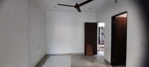 Room in 3 BHK Apartment at Shankardham Apartment, Andheri West – for Rent