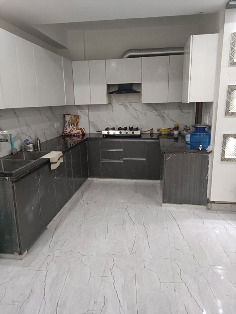 Kitchen, sector 15 2 Bedroom 1100 Sq.Ft. Builder Floor In Sector 15 Gurgaon 10577082