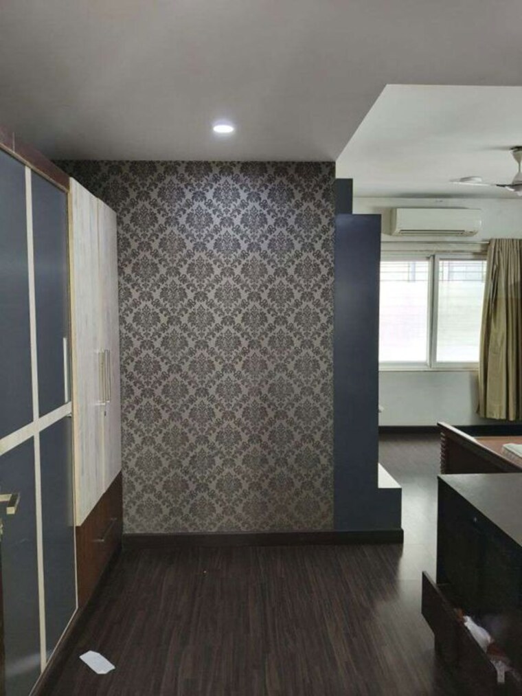 Team Area, prestige-pine-view 3 Bedroom 3000 Sq.Ft. Apartment In Vasanth Nagar Bangalore 10489396