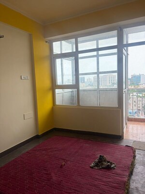 Room in 2 BHK Apartment at Swastik Apartments Gurgaon, Sector 15 – for Rent