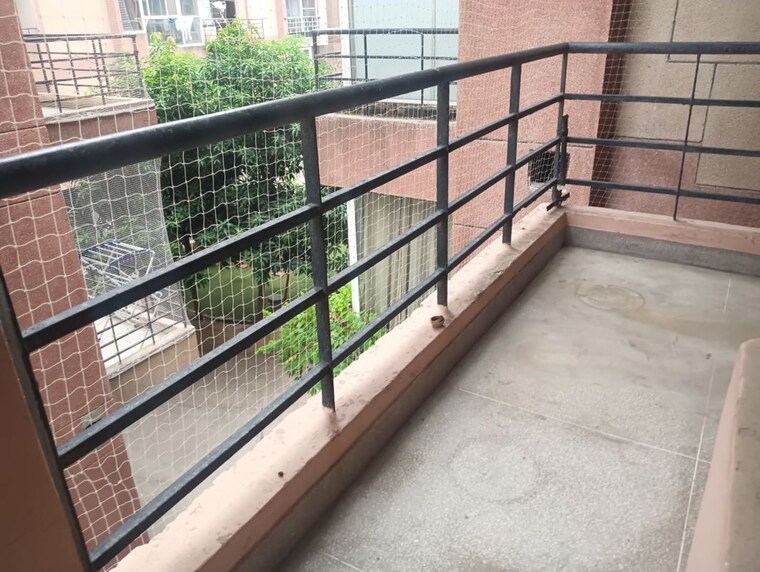 Balcony, c-dot-co-operative-group-housing-society 2 Bedroom 1299 Sq.Ft. Builder Floor In Sector 56 Gurgaon 10577095