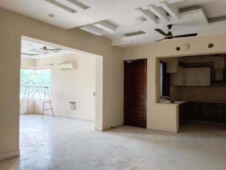 Team Area, sector 15 2 Bedroom 2000 Sq.Ft. Builder Floor In Sector 15 Gurgaon 10577098