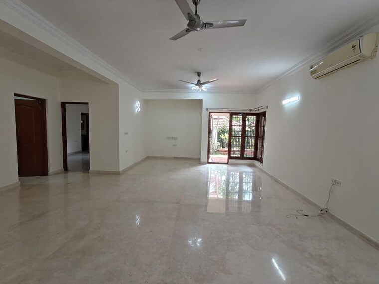 Room, prestige-ozone 4 Bedroom 3000 Sq.Ft. Villa In Whitefield Bangalore 10446928