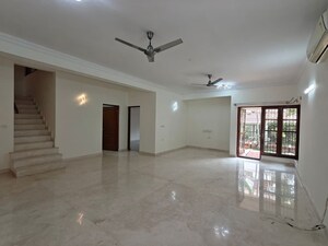 Room in 4 BHK Villa at Prestige Ozone, Whitefield – for Rent