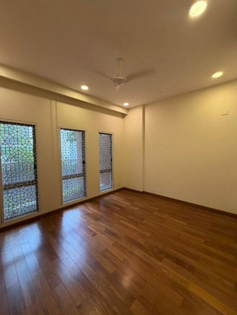 Room, gold-platz 3.5 Bedroom 4300 Sq.Ft. Apartment In Richmond Town Bangalore 10390809