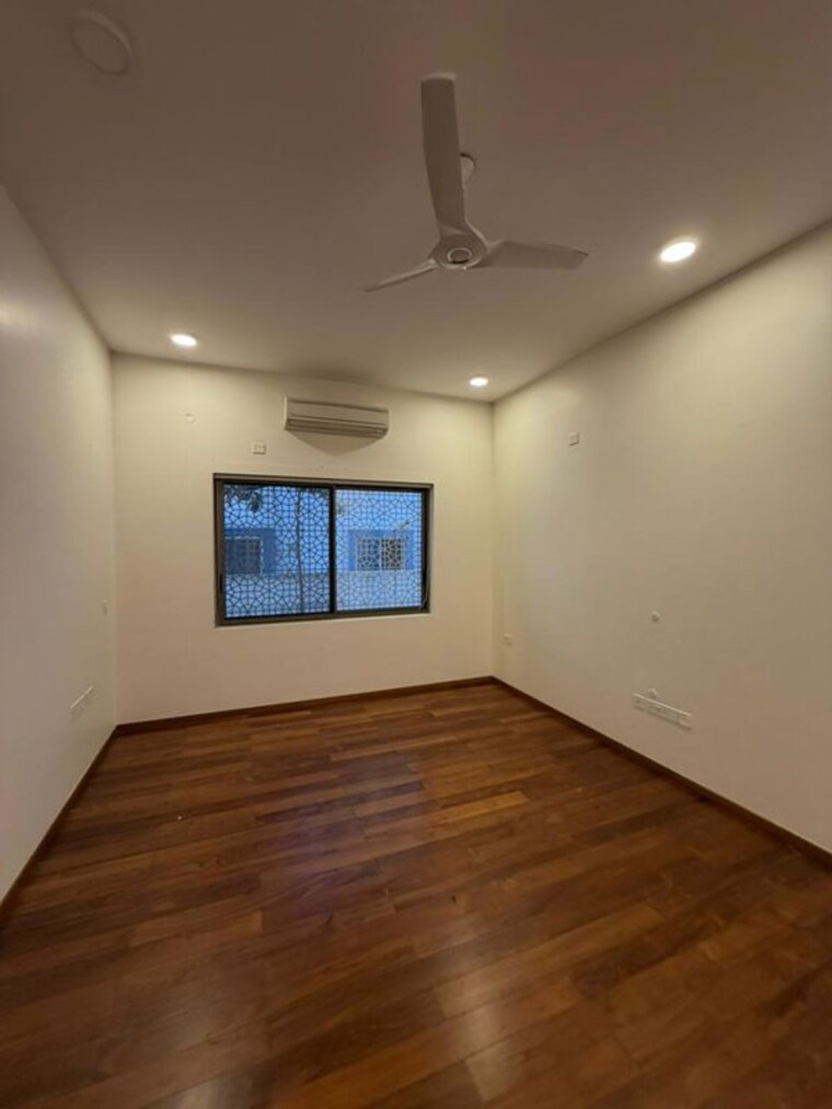 Room, gold-platz 3.5 Bedroom 4300 Sq.Ft. Apartment In Richmond Town Bangalore 10390809