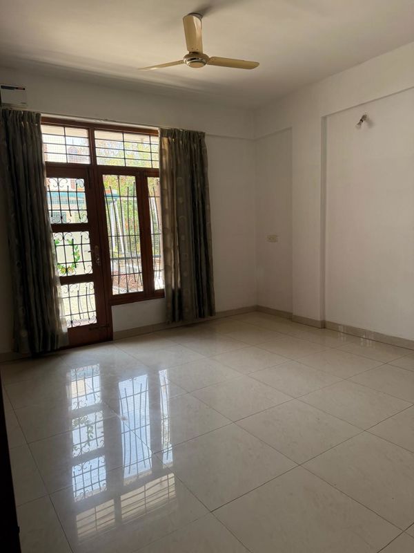 4 BHK + Servant Room,Study Room,Basement 4800 Sq.Ft. Independent House in AR Avenue