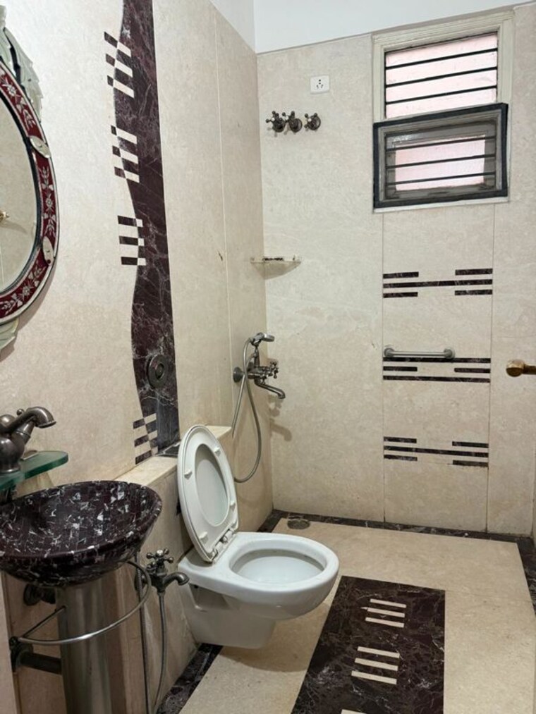 Bathroom, ar-avenue 4 Bedroom 4800 Sq.Ft. Independent House In Indiranagar Bangalore 10424356