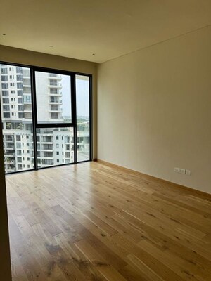 Room in 4 BHK Apartment at Embassy Lake Terrace, Hebbal – for Rent