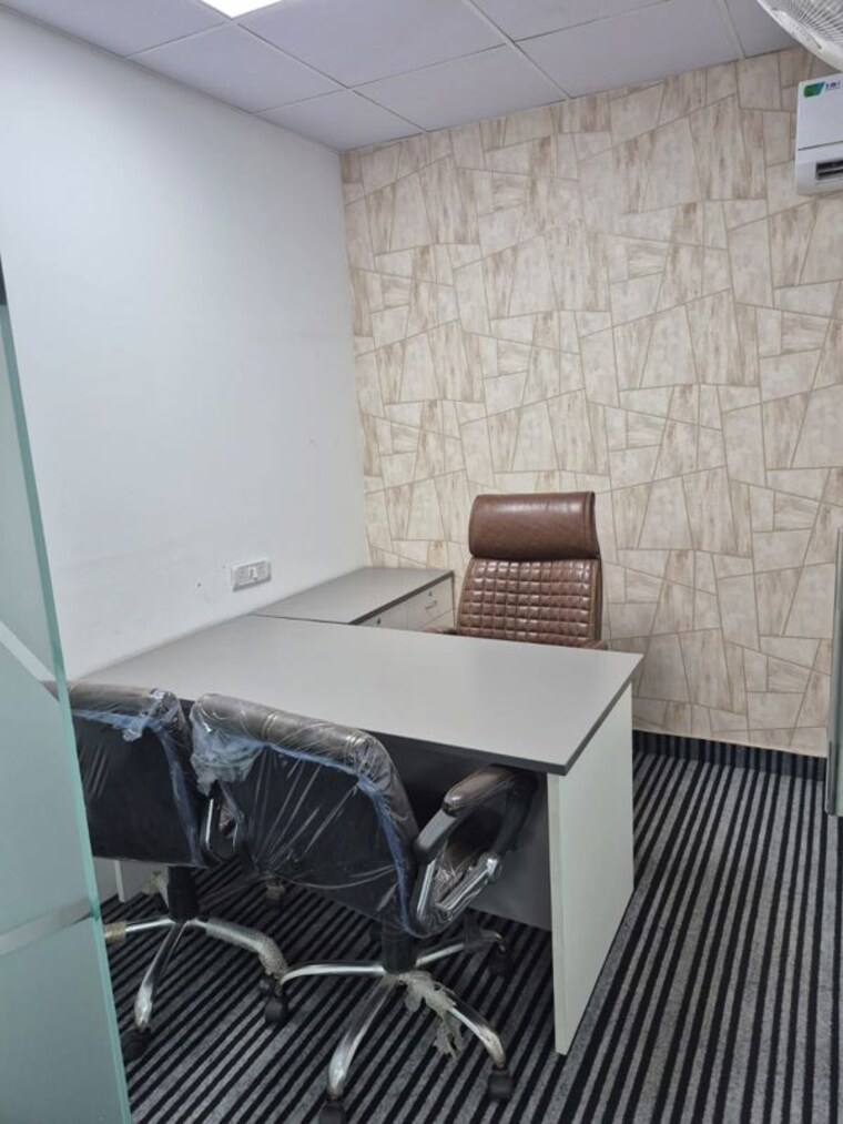 Team Area, sector 4 Commercial Office Space 1500 Sq.Ft. In Sector 4 Noida 10577115