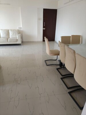Team Area in 2 BHK Apartment at Lokhandwala Harmony, Worli – for Rent