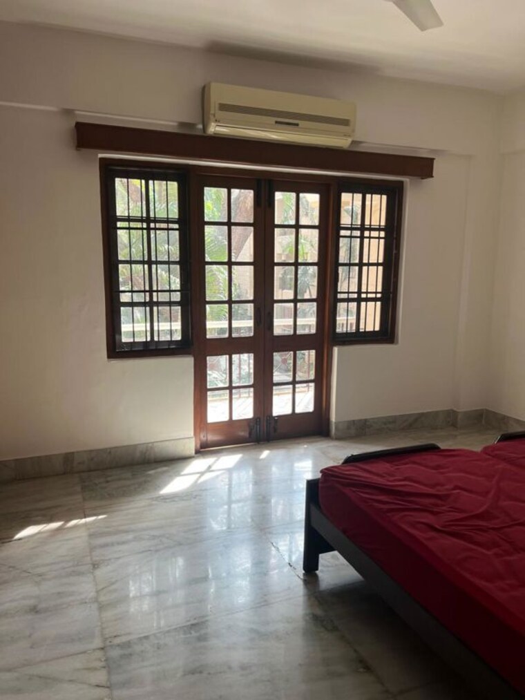 Room, embassy-palace 3 Bedroom 2660 Sq.Ft. Apartment In Cunningham Road Bangalore 10390505