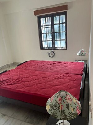 Bedroom in 3 BHK Apartment at Embassy Palace, Cunningham Road – for Rent
