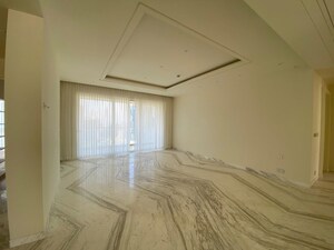 Room in 4 BHK Apartment at Bhartiya Leela Residences, Thanisandra Main Road – for Rent